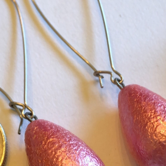 Pink Boho Dangling Teardrop Pierced Earrings - Picture 4 of 4